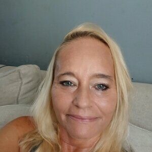 Meet your Posher, Sally